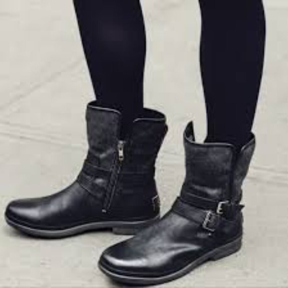 Ugg Australia Simmens Waterproof Ankle Booties  Woman Shoes Size 7